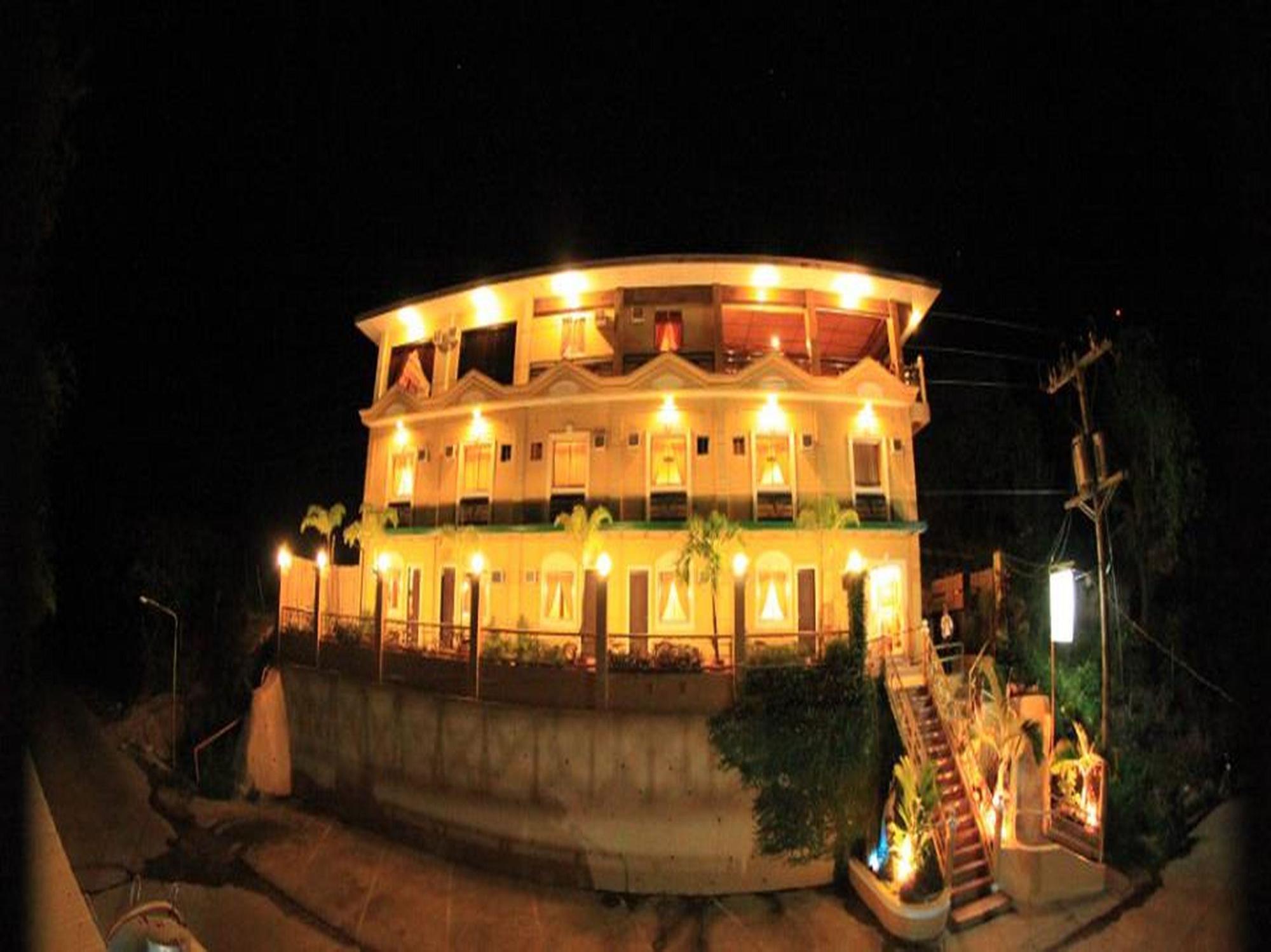 Mount Tapyas Hotel Coron Exterior photo